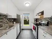 5 300 DECAIRE STREET - thumbnail 7