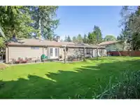 3667 207 STREET - thumbnail 2