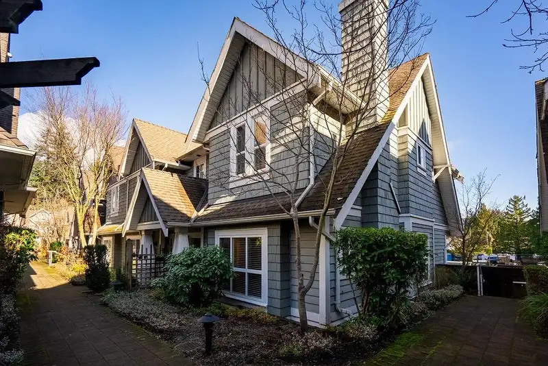 9 2688 MOUNTAIN HIGHWAY - photo 1 of 40