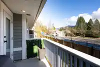 9 2688 MOUNTAIN HIGHWAY - thumbnail 20