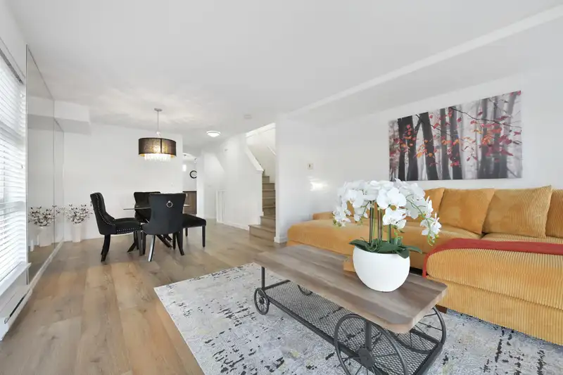 122 6671 121 STREET - photo 2 of 36