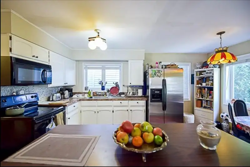 5715 CULLODEN STREET - photo 4 of 14