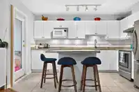 109 225 E 6TH STREET - thumbnail 11