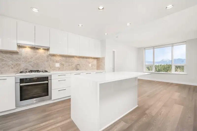 1303 5410 SHORTCUT ROAD - photo 3 of 39