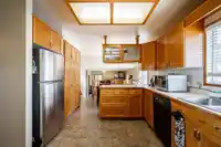 2870 208 STREET - thumbnail 5