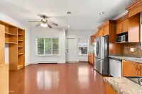 6911 144A STREET - thumbnail 10