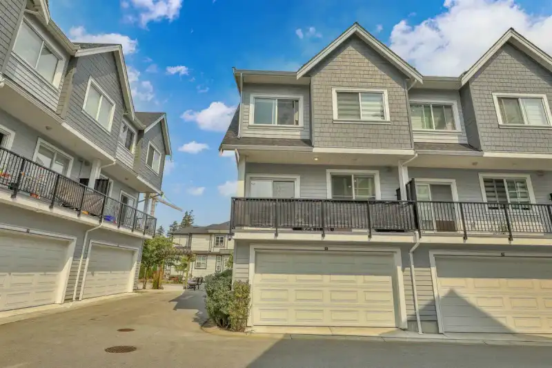37 12830 62 AVENUE - photo 1 of 32