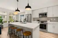 20 8371 202B STREET - thumbnail 5