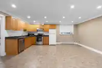 7077 197B STREET - thumbnail 26