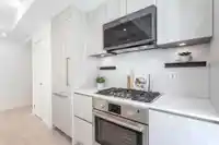 204 3264 VANNESS AVENUE - thumbnail 4