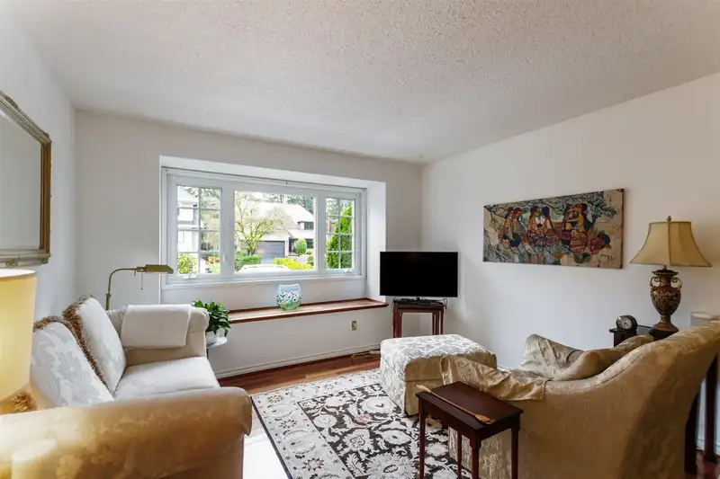 4171 DONCASTER WAY - photo 3 of 17