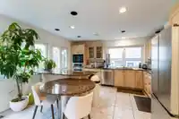 4171 DONCASTER WAY - thumbnail 8