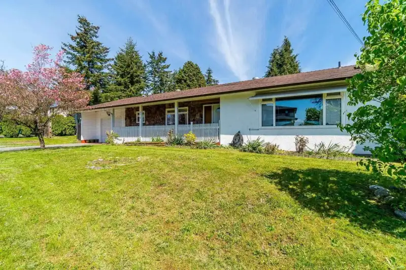 10814 142 STREET - photo 1 of 1