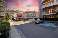 302 20448 PARK AVENUE - thumbnail 2