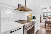 144 3529 BAYCREST AVENUE - thumbnail 2