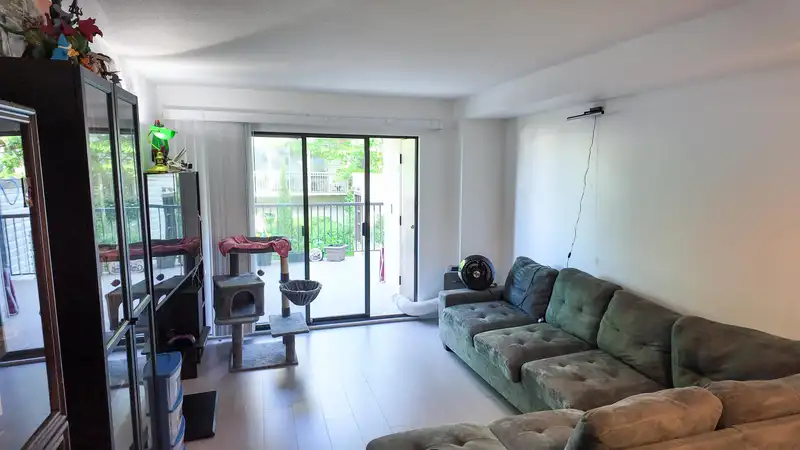 106 32733 BROADWAY EAST STREET - photo 2 of 24