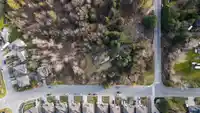 7816 DUNSMUIR STREET - thumbnail 6