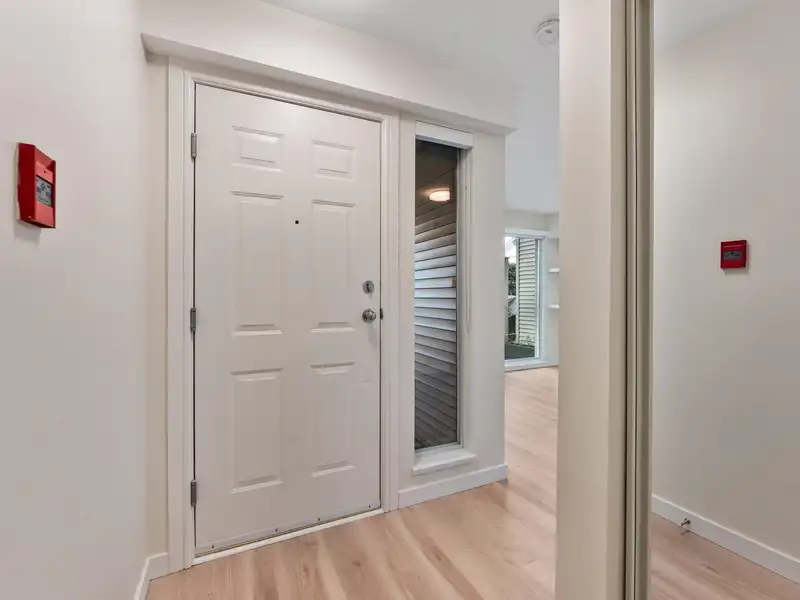 3138 W 4TH AVENUE - photo 3 of 26