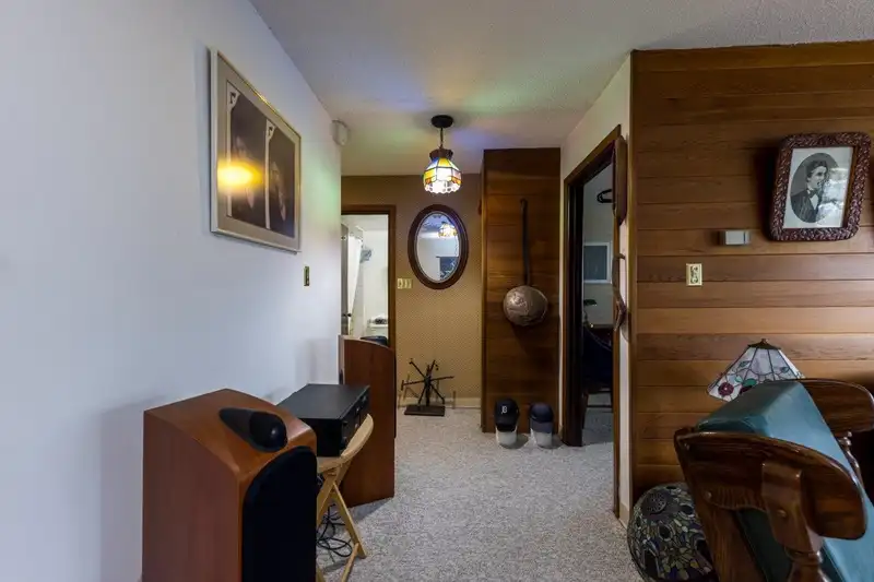 302 250 W 1ST STREET - photo 3 of 31