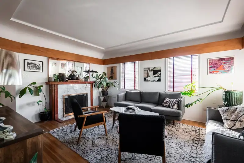 228 E 26TH AVENUE - photo 4 of 40