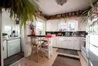 228 E 26TH AVENUE - thumbnail 5