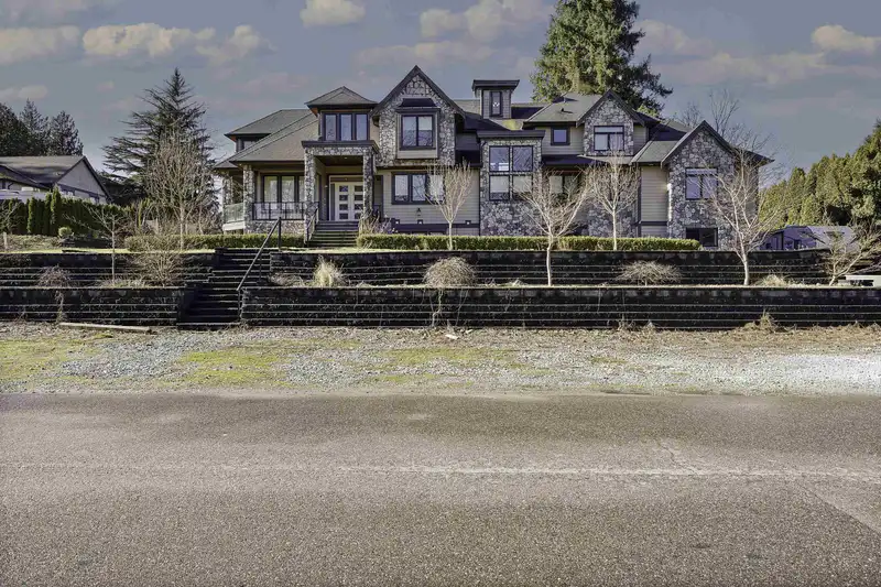 4033 PRAIRIE STREET - photo 1 of 40