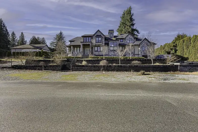 4033 PRAIRIE STREET - photo 2 of 40