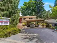 423 WINONA STREET - thumbnail 4