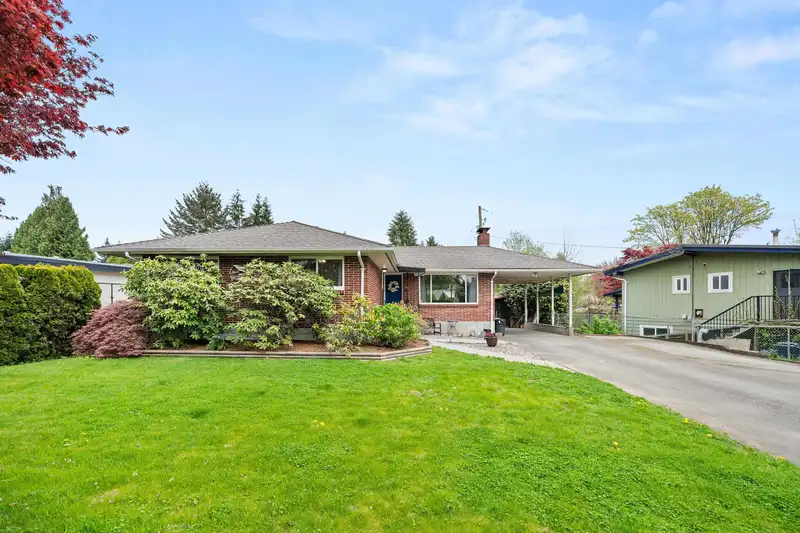 11930 ACADIA STREET - photo 2 of 40