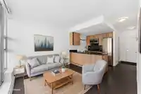 701 1708 COLUMBIA STREET - thumbnail 1