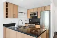 701 1708 COLUMBIA STREET - thumbnail 2