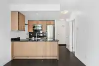 701 1708 COLUMBIA STREET - thumbnail 3