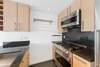 701 1708 COLUMBIA STREET - thumbnail 7