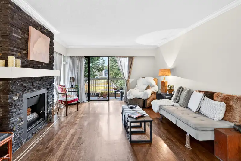 208 11957 223 STREET - photo 1 of 39