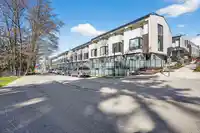225 650 E 2ND STREET - thumbnail 34