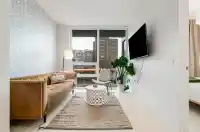 204 180 E 2ND AVENUE - thumbnail 2