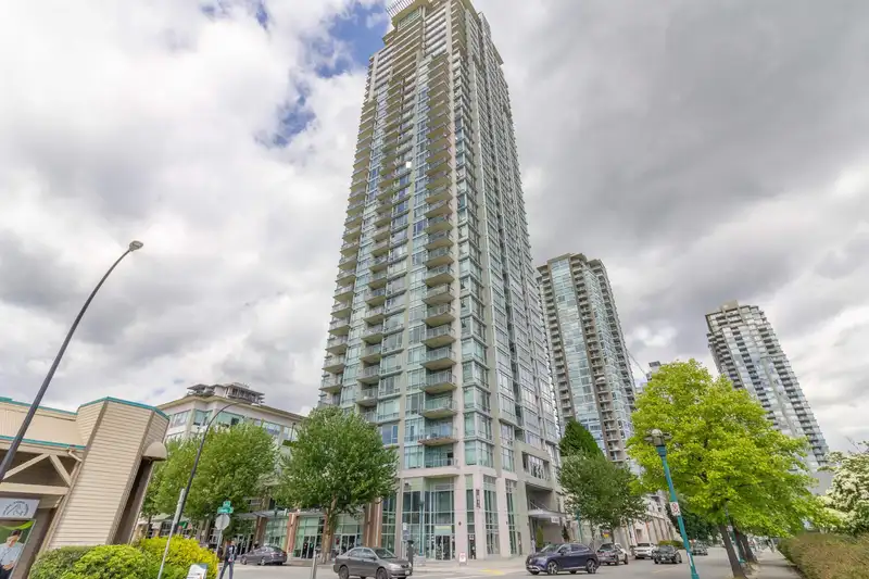 3702 2955 ATLANTIC AVENUE - photo 1 of 30