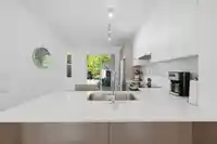60 1320 RILEY STREET - thumbnail 3