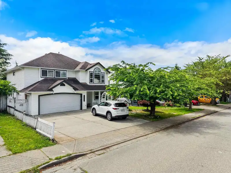 33726 BEST AVENUE - photo 1 of 35