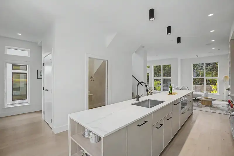 1483 W 52ND AVENUE - photo 3 of 31