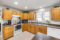 2450 268 STREET - thumbnail 8