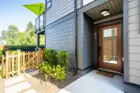 82 20150 81 AVENUE - thumbnail 5