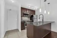 1008 2979 GLEN DRIVE - thumbnail 13