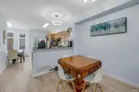 63 9800 ODLIN ROAD - thumbnail 4