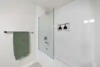 208 500 KLAHANIE DRIVE - thumbnail 22