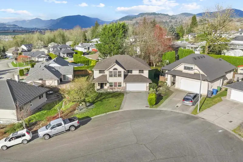34495 PICTON PLACE - photo 4 of 40