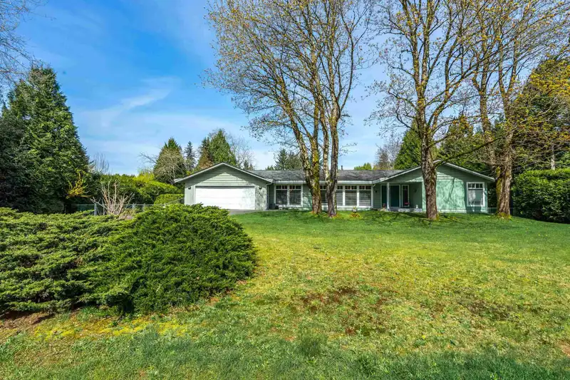 24885 57 AVENUE - photo 1 of 40