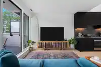 201 650 E 2ND STREET - thumbnail 3