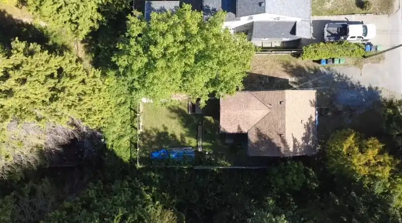 13139 111 AVENUE - photo 3 of 19