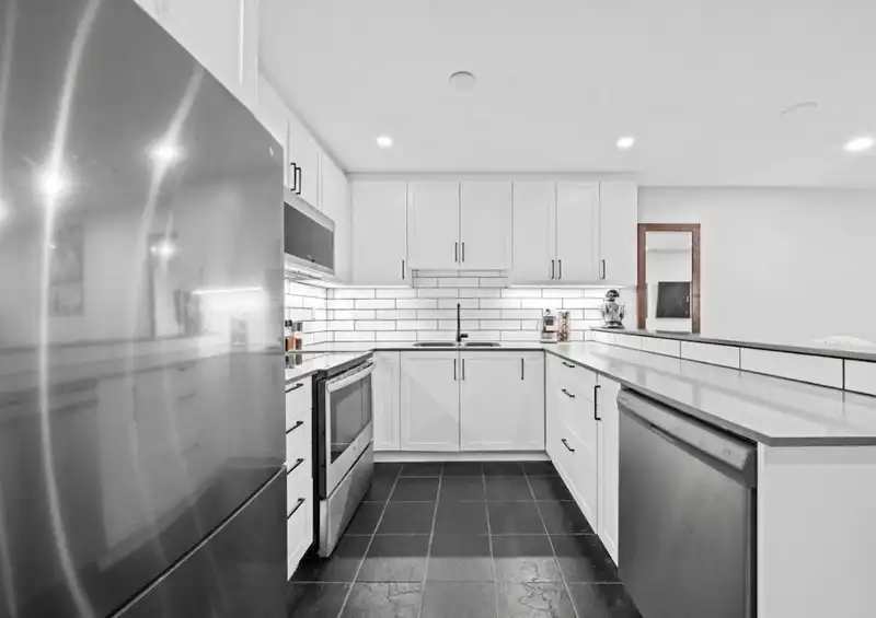 101 1122 KING ALBERT AVENUE - photo 1 of 22